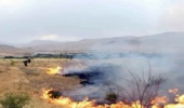 آتش دوباره به جان ۱۶ هکتار از مراتع اصفهان افتاد