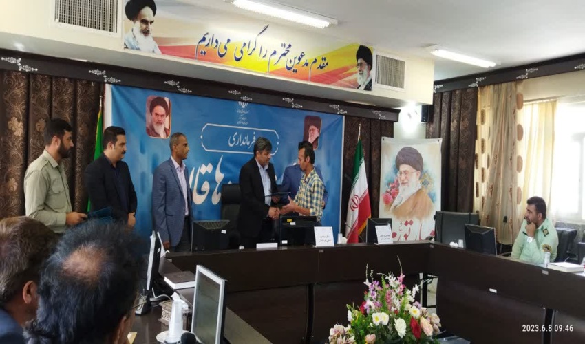 تقدیر از همیاران و طبیعت و قرقبانان افتخاری شهرستان دهقان