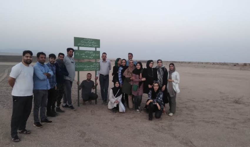 بازدید دانشجویان دانشگاه فردوسی مشهد از پروژه های منابع طبیعی آران وبیدگل