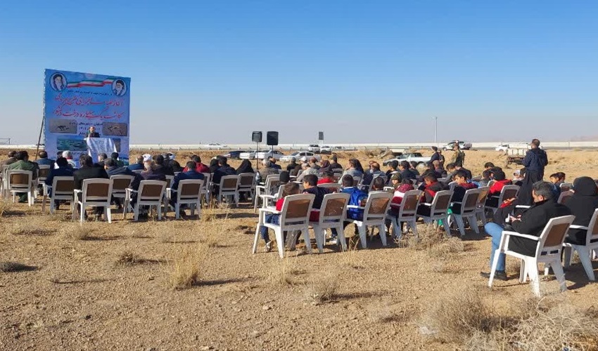 آغاز رسمی عملیات کاشت نهال در طرح مردمی کاشت یک میلیارد درخت در کشور در اصفهان