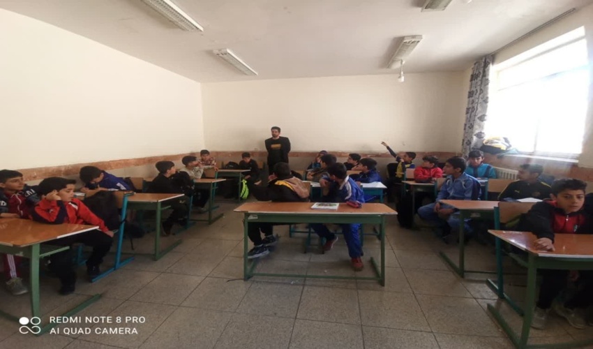 دوره آموزشی منابع طبیعی به مناسبت هفته هوای پاک در سمیرم