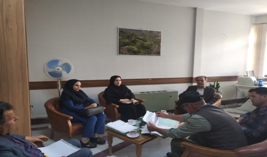 مصوبات کارگروه کارشناسان مرتع اداره منابع طبعی نجف آباد و معاونت فنی اداره کل