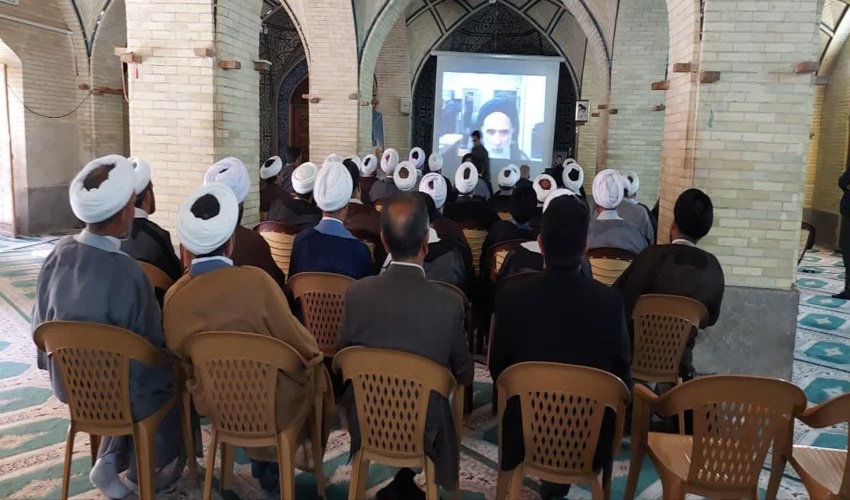 گردهمایی مسئولین حوزه های نمایندگی ولی فقیه در ادارات کل منابع‌طبیعی و آبخیزداری کشور