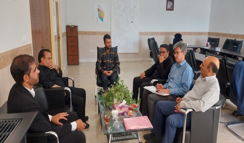 رسیدگی به چالش های منابع طبیعی شهرستان سمیرم با حضور مدیرکل