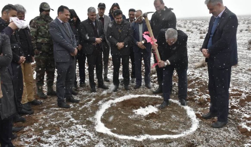 بهره برداری از ۷ پروژه منابع طبیعی و آبخیزداری در استان اصفهان به مناسبت دهه مبارک فجر ۱۴۰۴