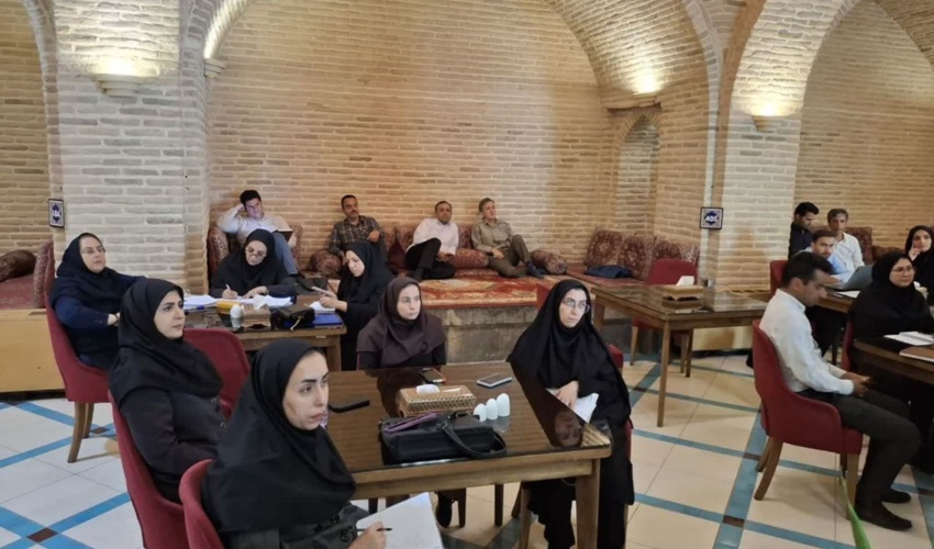 برگزاری نشست تخصصی کارشناسان امور جنگل ادارات منابع طبیعی شهرستانهای استان اصفهان