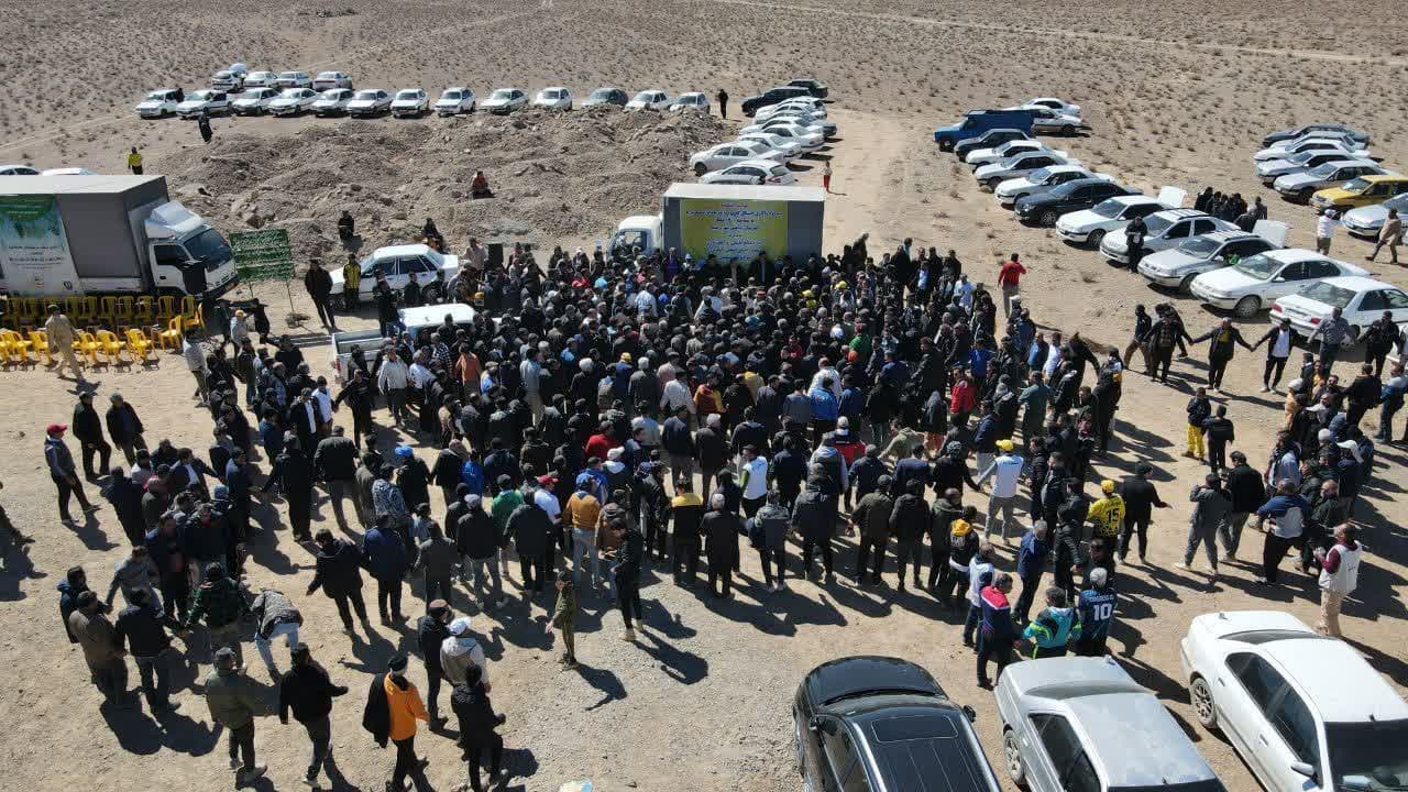 مراسم اختتامیه پروژه واکاری جنگلکاری در سطح ۱۷۰۰ هکتار از اراضی ملی شهرستان شاهین شهر و میمه